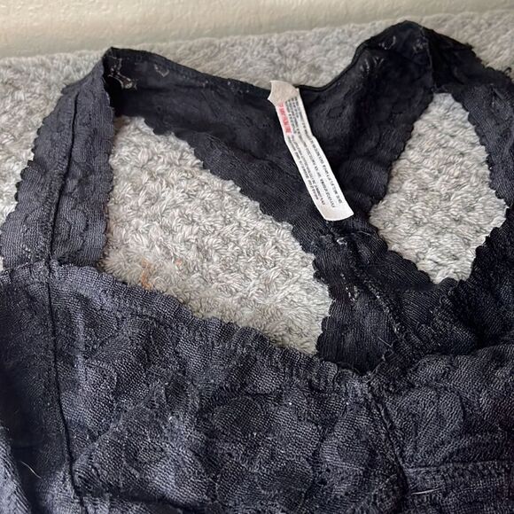 BRALETTE ⭐️lace halter bralette⭐️M - Picture 2 of 6